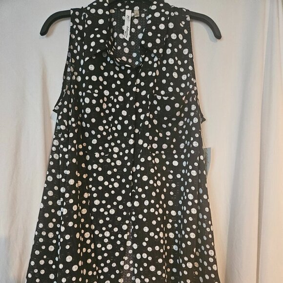NY Collection Tops - NY Collection collared 2 pocket‎ sleeveless button down womens size 1X NWT
